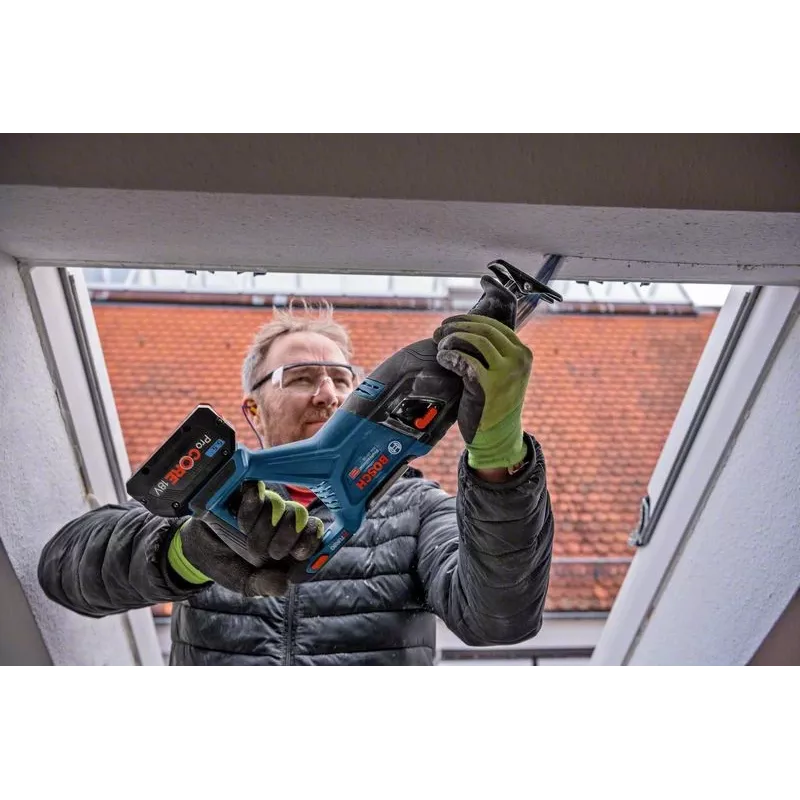 Pjūklas abipusis Bosch GSA 18V-28 Professional (be akumuliatoriaus)