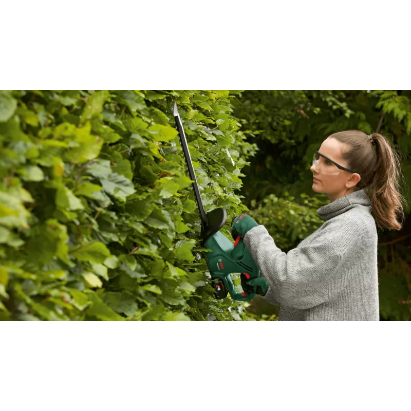 Krūmapjovė Bosch Easy HedgeCut 18-52-13 Akumuliatorinė 18V 2Ah 2,8kg