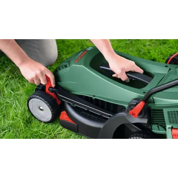 Elektrinė vejapjovė Bosch UniversalRotak 34-405, 1300 W, 34 cm pjovimo plotis