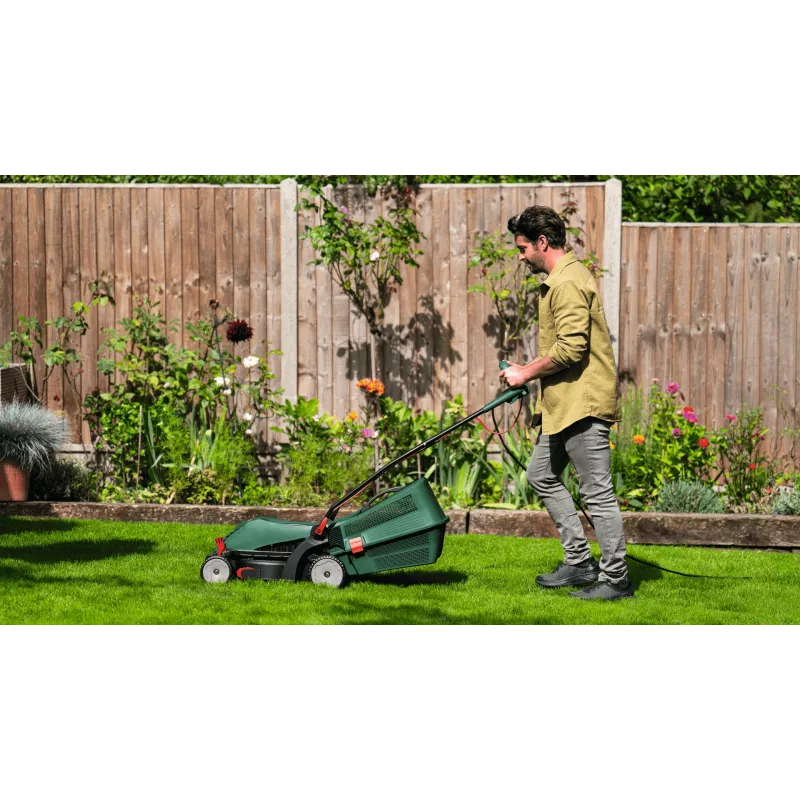 Elektrinė vejapjovė Bosch UniversalRotak 34-405, 1300 W, 34 cm pjovimo plotis