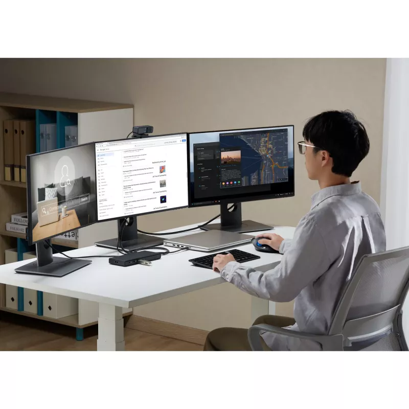 Kensington SD4842P EQ USB-C 10Gbps belaidė dokų stotelė su trigubu vaizdu ir 100W įkrovimu