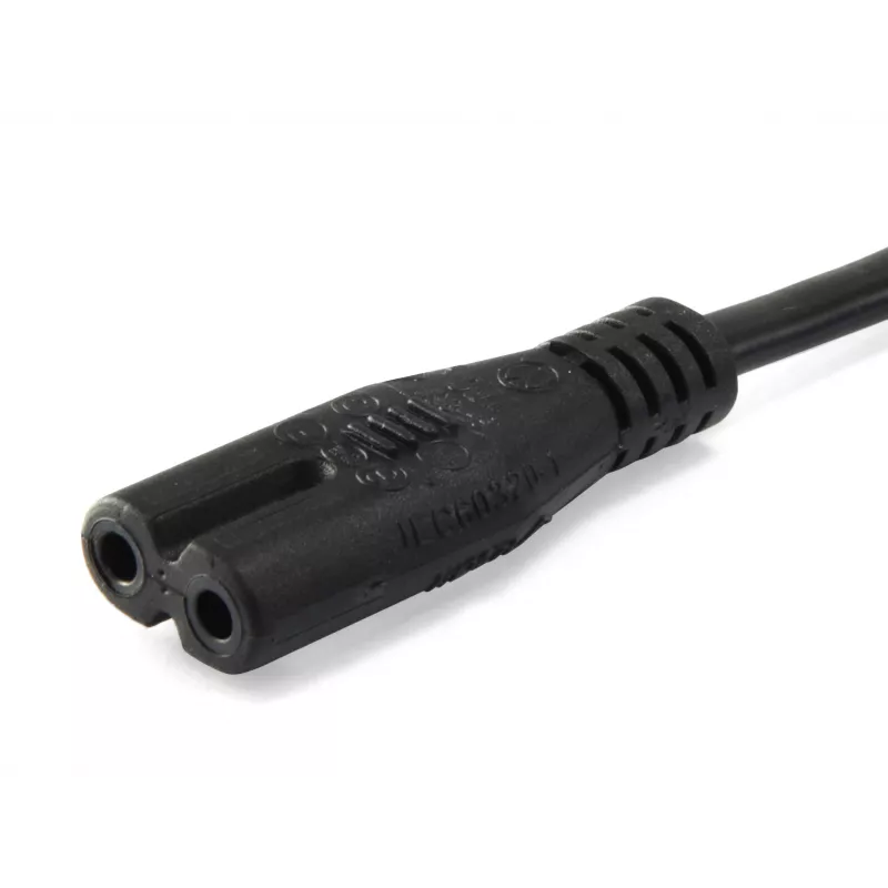 Equip 112161 Juodas 3 m maitinimo laidas su C tipo kištuku ir C7 jungtimi