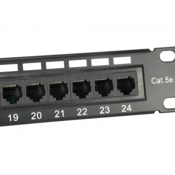 Equip 24 prievadų Cat.5e neekranuota skirstomoji plokštė, juoda, 1U, montavimui į stelažą