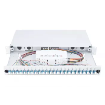 DIGITUS optinio pluošto sujungimo dėžė, 1U, su 24x LC duplex, M 25 varžtu, sujungimo kasete, spalvotomis pynėmis OM4, adapteriais