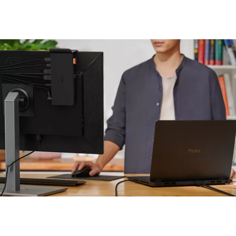 Dokavimo stotelė ASUS DC500 Thunderbolt 4, trys 4K ekranai, 150W PD, 2x HDMI 2.1, 2x USB-A, 2x USB 2.0, RJ-45, MicroSD