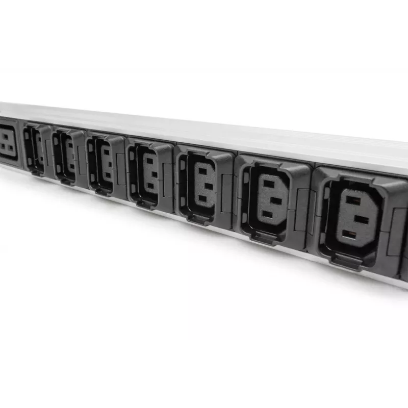 DIGITUS IT BASIC PDU, 3 fazės, 16 A, 24 x C13, 3 x C19 vertikalus, 3 m laidas, IEC309 3Ph-16A kištukas