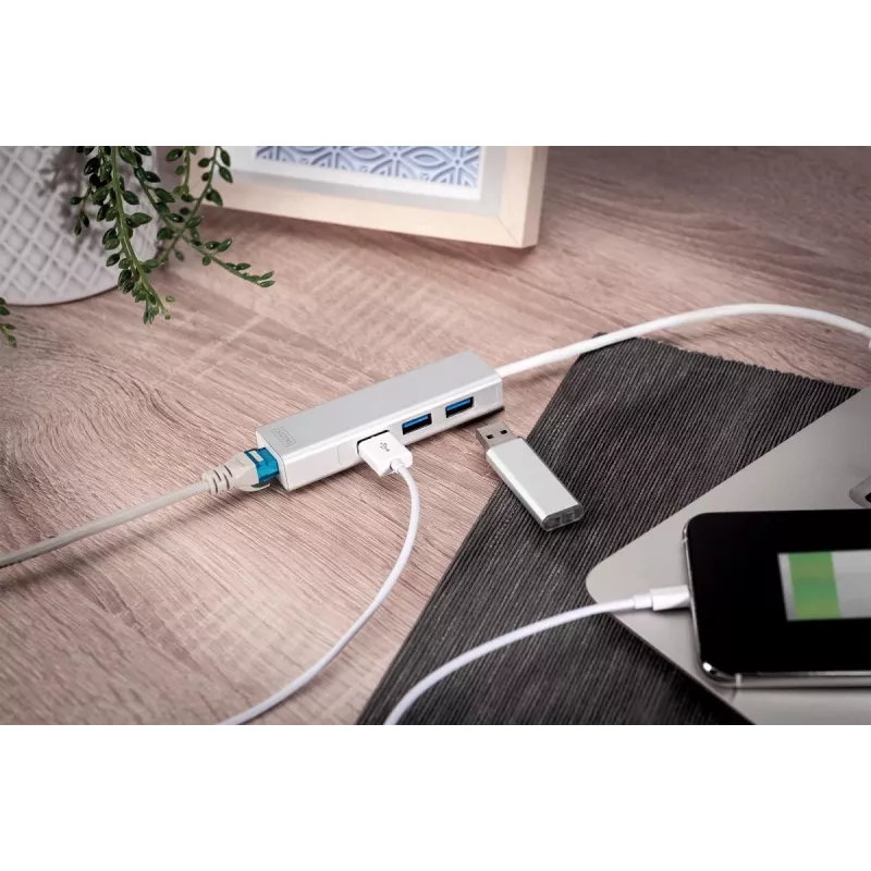 DIGITUS USB 3.0 3 prievadų HUB ir Gigabit LAN adapteris 3xUSB A/M, 1xUSB A/F, 1xRJ45 LAN, palaiko Windows ir Mac OS