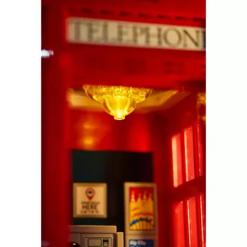 Statybinis žaislas LEGO Raudona Londono telefono būdelė 21347 – modulinis kolekcinis rinkinys, 1460 dalių, 18+