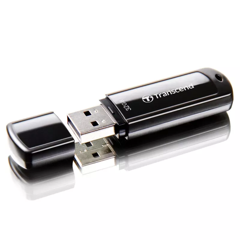 TRANSCEND Jetflash 700 - 32GB USB atmintukas - USB 3.0 - Juodas