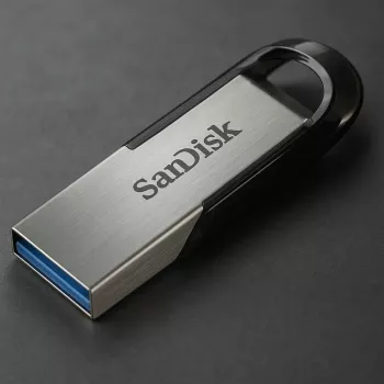 WESTERN DIGITAL SanDisk Ultra Flair 16GB USB atmintukas – USB 3.0 – juodas / sidabrinis
