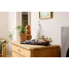 Statybinis žaislas LEGO Ideas 21350 Jaws rinkinys – 1497 dalių, 3 minifigūrėlės, valtis ir ikoniškas ryklys, rekomenduojamas amžius 18+