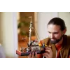Statybinis žaislas LEGO Ideas 21350 Jaws rinkinys – 1497 dalių, 3 minifigūrėlės, valtis ir ikoniškas ryklys, rekomenduojamas amžius 18+