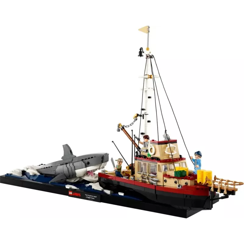 Statybinis žaislas LEGO Ideas 21350 Jaws rinkinys – 1497 dalių, 3 minifigūrėlės, valtis ir ikoniškas ryklys, rekomenduojamas amžius 18+