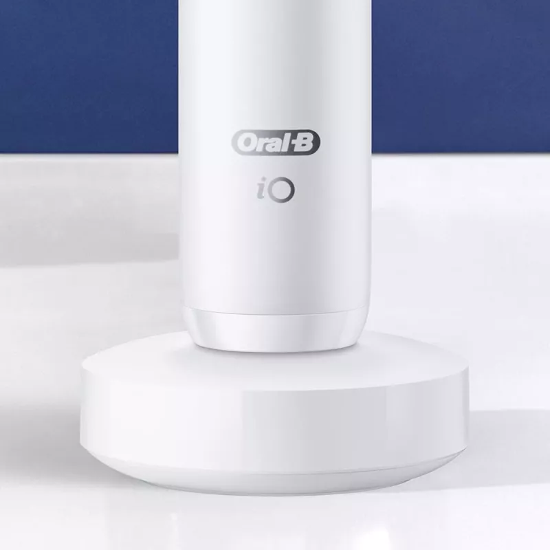 Oral-B iO elektrinis dantų šepetėlis suaugusiems
