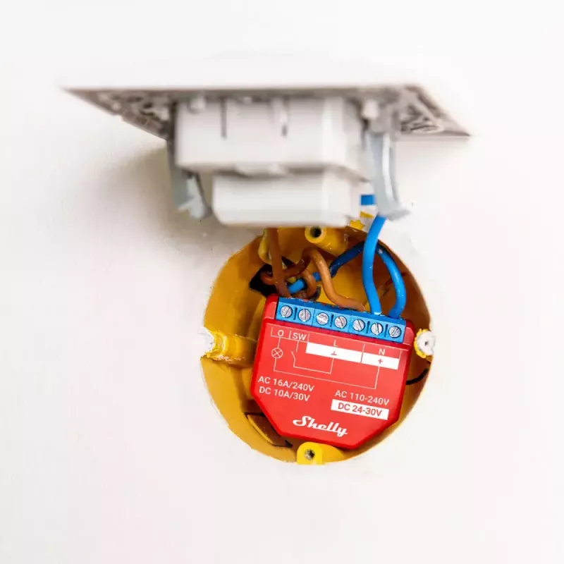 Shelly Plus 1PM Red – išmanusis jungiklis su energijos matavimu