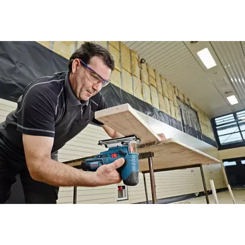 Bosch GST 10,8 V-LI akumuliatorinis dėlionis 1,5 kg