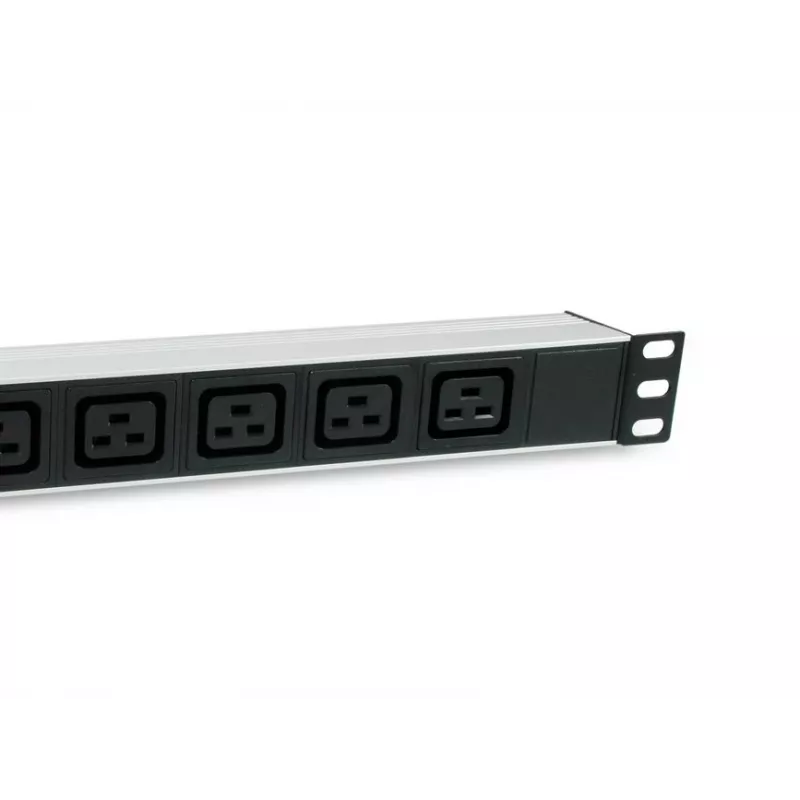Equip 333319 maitinimo paskirstymo blokas (PDU) 6 AC lizdai 1U juoda