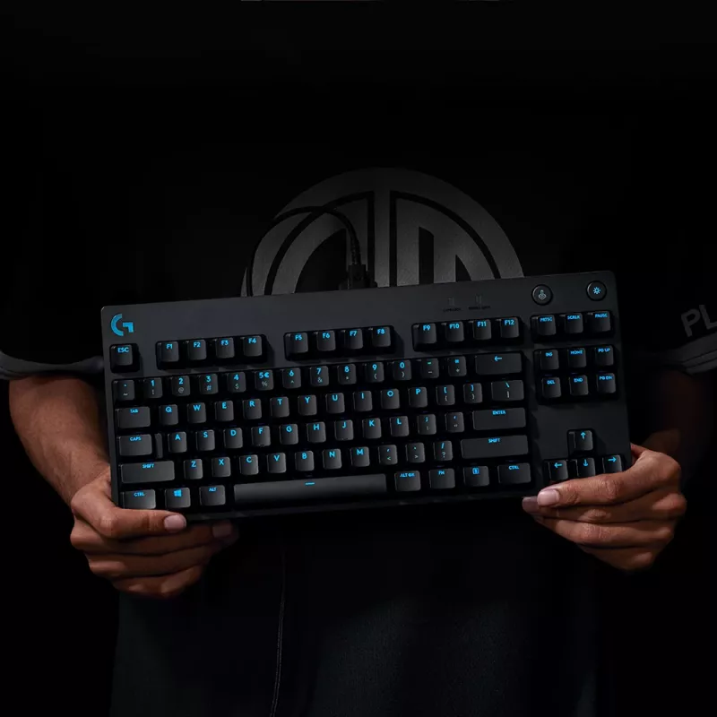 LOGITECH G PRO Mechaninė žaidimų klaviatūra Juoda Qwertzu Vokiška