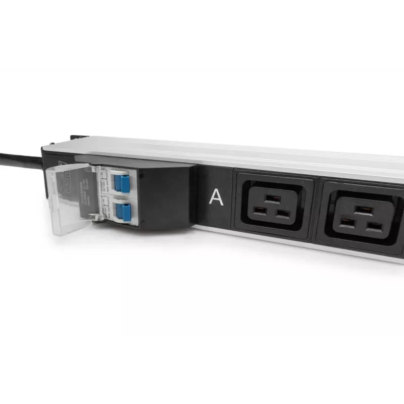 DIGITUS IT BASIC PDU vertikalus 32A 24x C13 4x C19