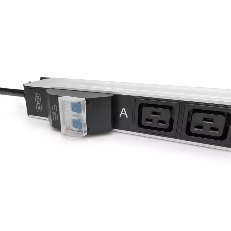 DIGITUS IT BASIC PDU vertikalus 32A 24x C13 4x C19