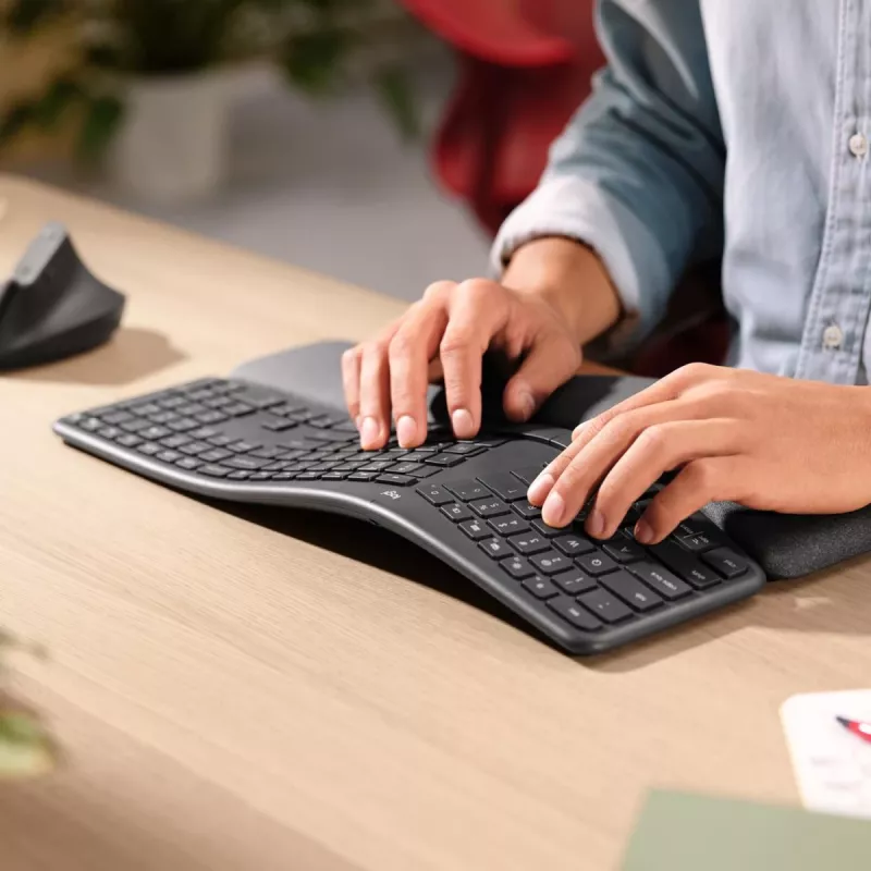 LOGITECH Ergo K860 – belaidė išskleista klaviatūra, grafito spalvos, QWERTY US/International