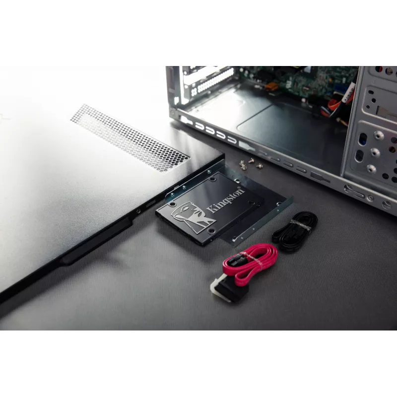 SSD diskas Kingston 2TB 2,5 colio SATA3 KC600