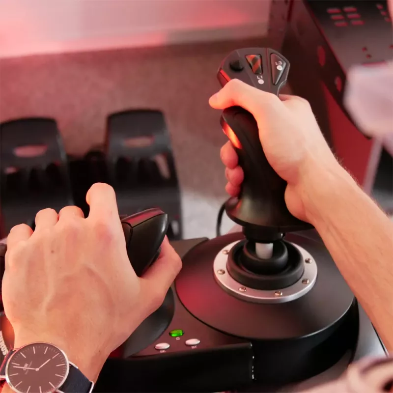 Thrustmaster T.Flight Hotas X USB – skraidymo vairasvirtė asmeniniam kompiuteriui