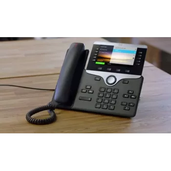 Cisco IP telefonas 8851 su kelių platformų programine įranga