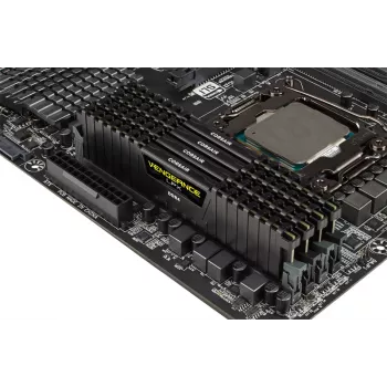 CORSAIR atmintis 16GB DDR4 2400MHz C16 Vengeance Low Profile juoda