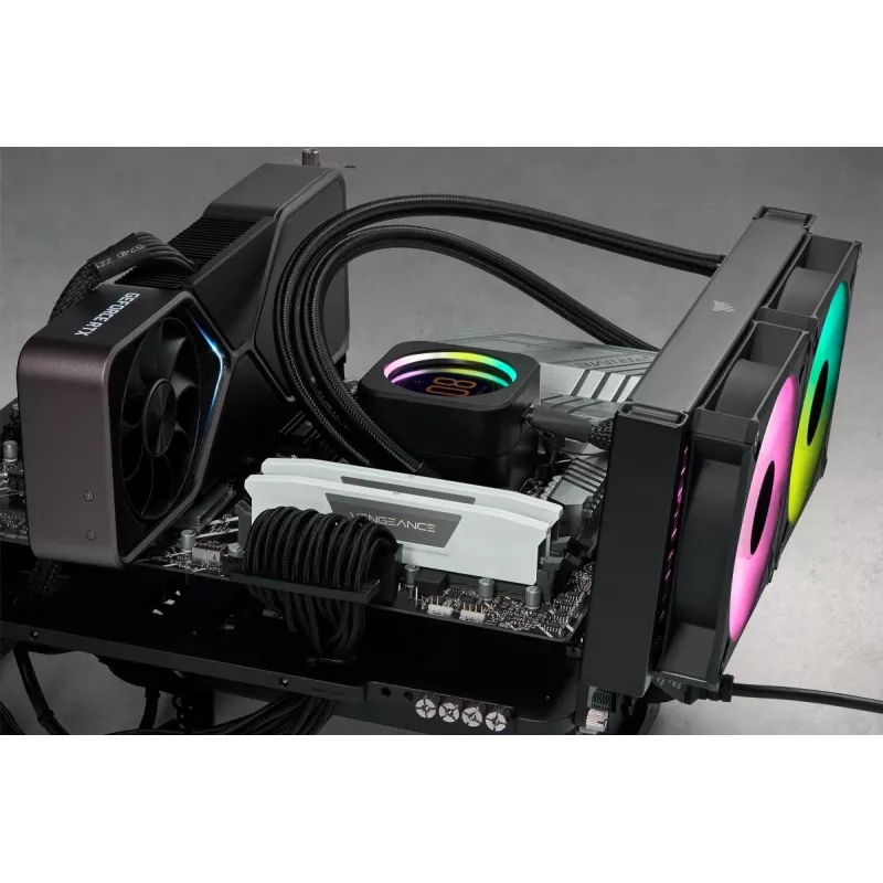 CORSAIR Vengeance 32GB (2x16GB) DDR5 6000MHz CL36 atminties rinkinys baltas