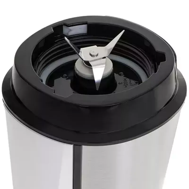 Sportinis blenderis Adler AD 4081 – nešiojamas asmeninis blenderis, 800 W, 0,57 L, nerūdijančio plieno peilis, 2 buteliai