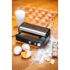 Plačiamašė Adler AD 4225 – 5 greičiai, turbo, 300 W, inox/sidabras-juoda, plakikliai ir tešlos kabliukai