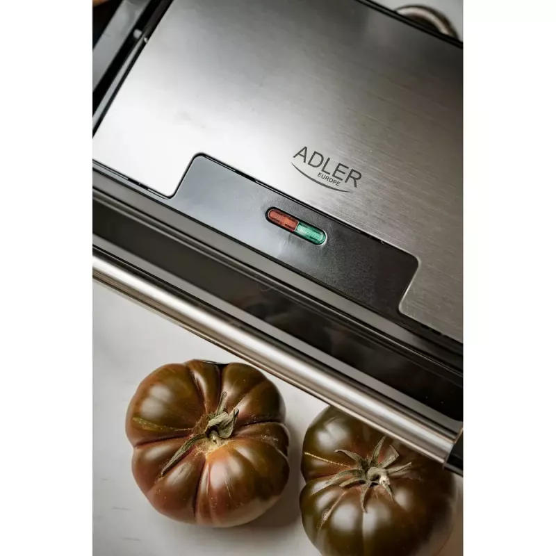 Kontaktinis grilis Adler AD 3052 stačiakampis plienas/juoda, 1200 W, grotelės viršuje, užrakinamas dangtis