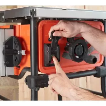 Staldis pjūklas Black & Decker BES720-QS — 1800 W, 25,4 cm diskas, 8,5 cm pjovimo gylis, ant kojų, su staliniu pratęsimu