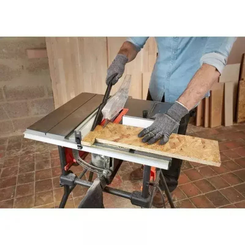 Staldis pjūklas Black & Decker BES720-QS — 1800 W, 25,4 cm diskas, 8,5 cm pjovimo gylis, ant kojų, su staliniu pratęsimu