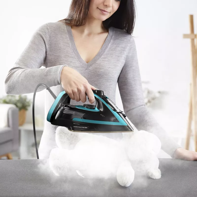 Lyginimo lygintuvas Tefal Puregliss FV8066 su Durilium AirGlide Autoclean padu, 3000 W, juodas, mėlynas