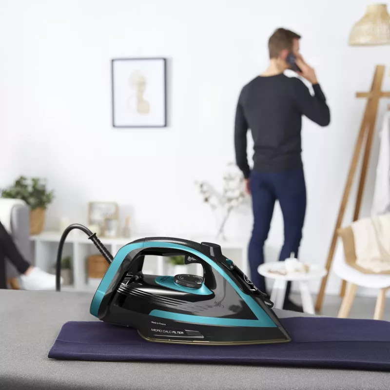 Lyginimo lygintuvas Tefal Puregliss FV8066 su Durilium AirGlide Autoclean padu, 3000 W, juodas, mėlynas