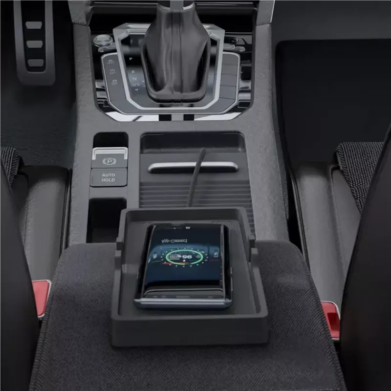 Automobilinis įkroviklis Triton 60471 — 1x USB-C, 15 W, 12 V įėjimas, 9 V maks. išėjimas, 1 m kabelis, juodos spalvos