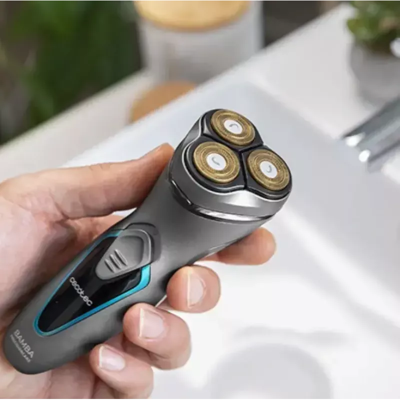 Cecotec 04199 Vyriškas rotacinis skustuvas su titano danga ir 3D galvute