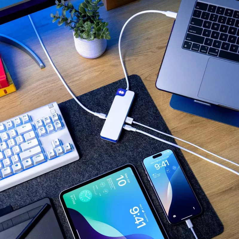 TARGUS Hyperdrive Flex 8 prievadų USB-C centras (mėlyna)