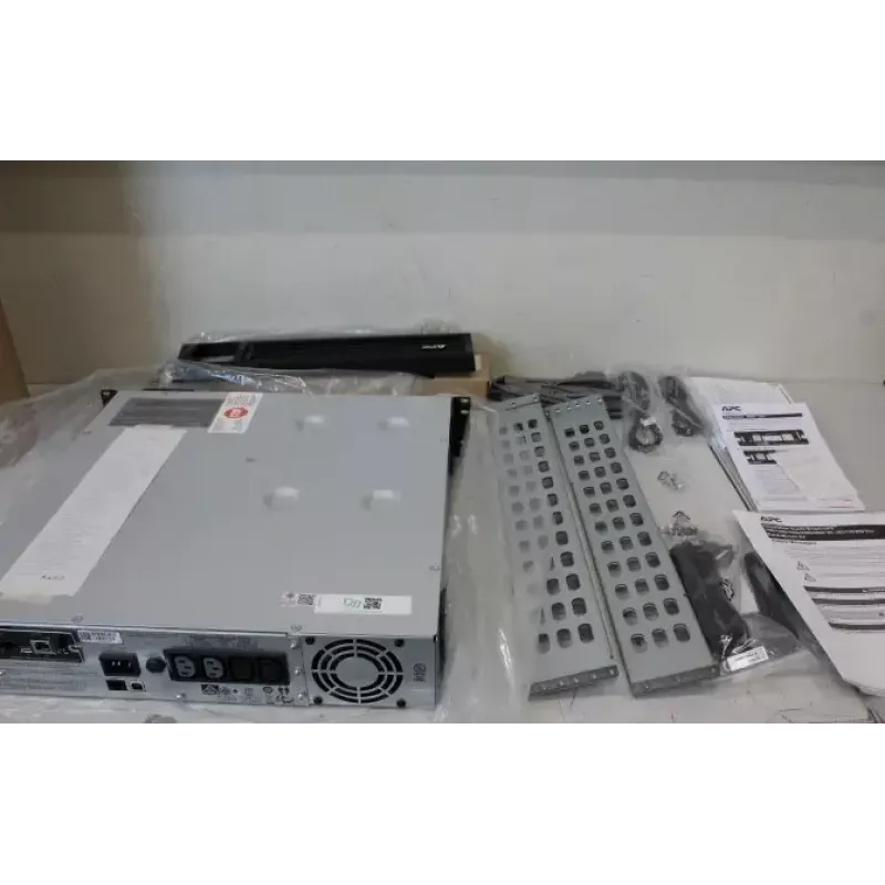 UPS Schneider Electric SMT1500RMI2UNC 1500VA 2U stelažinis su 4× IEC C13 lizdais