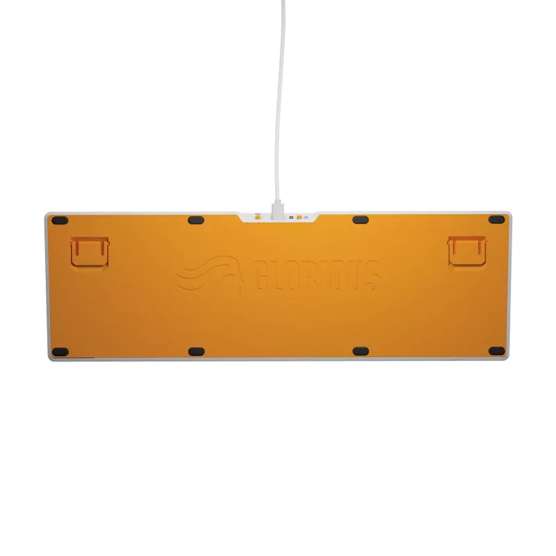Mechaninė pilno dydžio (100%) laidinė klaviatūra GLORIOUS GMMK 3 HE – balta, USB, QWERTY, RGB