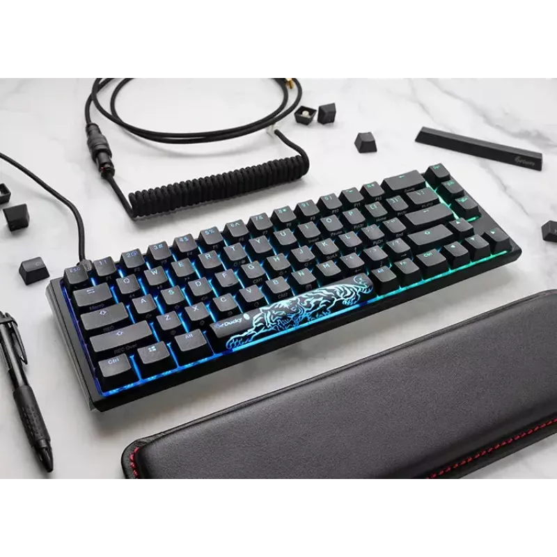 Ducky One 3 Classic SF mechaninė žaidimų klaviatūra 67 klavišų RGB USB