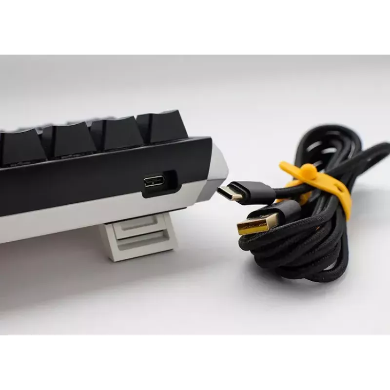 Ducky One 3 Classic SF mechaninė žaidimų klaviatūra 67 klavišų RGB USB