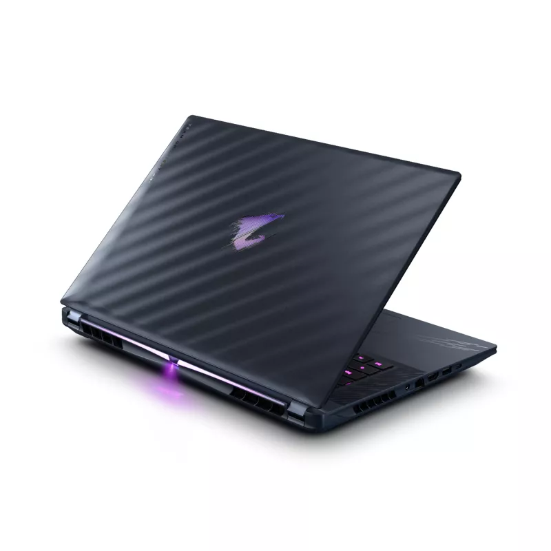 Nešiojamas kompiuteris GIGABYTE AORUS MASTER 16 40,6 colio Intel Core Ultra 9 32GB 2TB NVIDIA RTX 5080 Windows 11 Pro