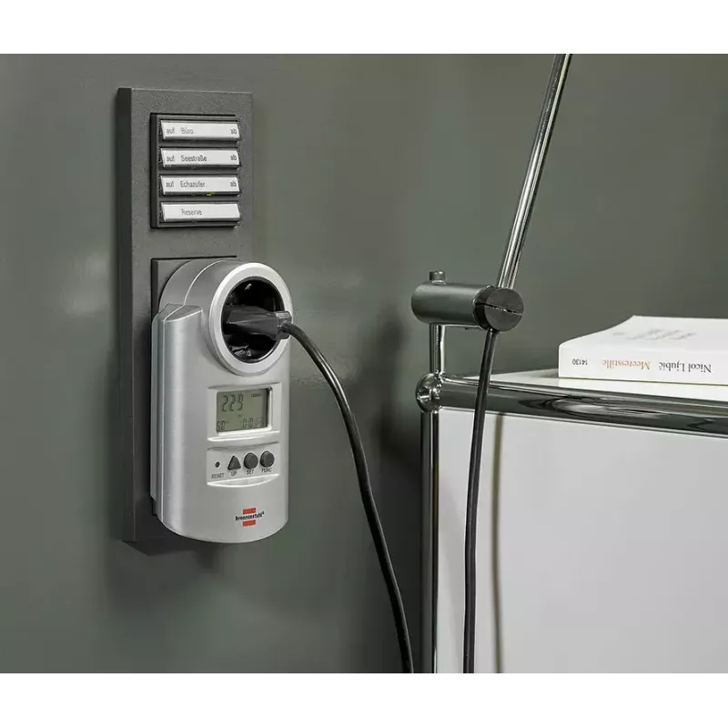 Kištukinis elektros energijos matuoklis Brennenstuhl BN-PM231