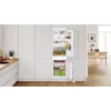Įmontuojamas šaldytuvas su šaldikliu Bosch Serie 2 KIV86NSE0 — 267 L, apatinis šaldiklis, baltas, 177,2×54,1×54,8 cm, energijos klasė E