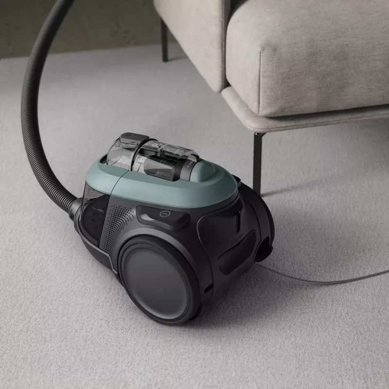 Siurblys Electrolux EL61C2OG Žalias