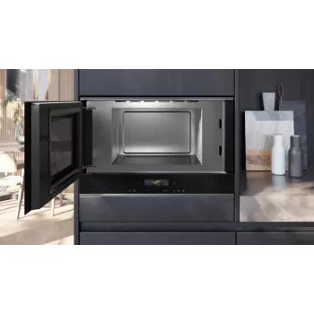 Siemens iQ700 BF722L1B1 mikrobangų krosnelė Juoda Įmontuojama 21 L 900 W