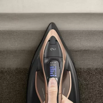 Tefal Ultimate Power Pro FV9E50 sausas ir garinis lygintuvas Durilium AirGlide Autoclean padas 3200 W juodas, varinis